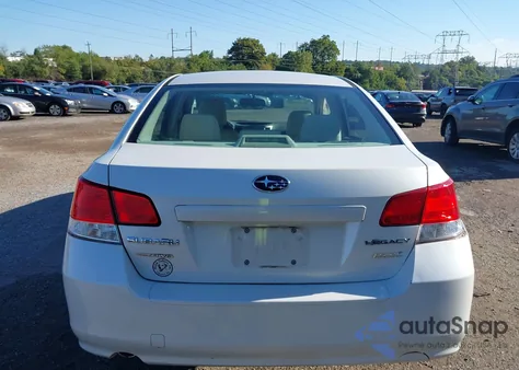 2012 Subaru Legacy 2.5I Premium z USA, uszkodzony, nr VIN 4S3BMBG69C3020978